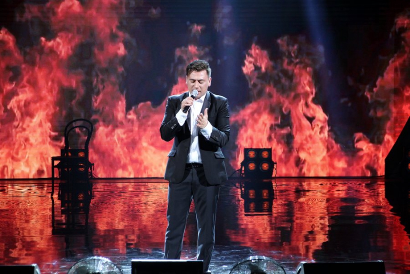 Руслану Алехно в ТЮЗе подпевал весь зал