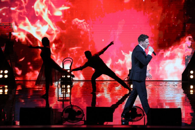 Руслану Алехно в ТЮЗе подпевал весь зал