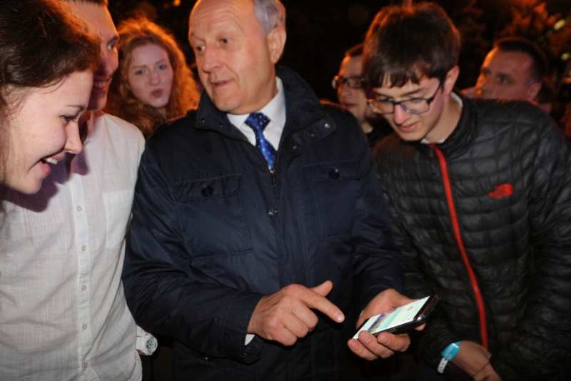 Фестиваль «Роза ветров» завершился праздничным салютом