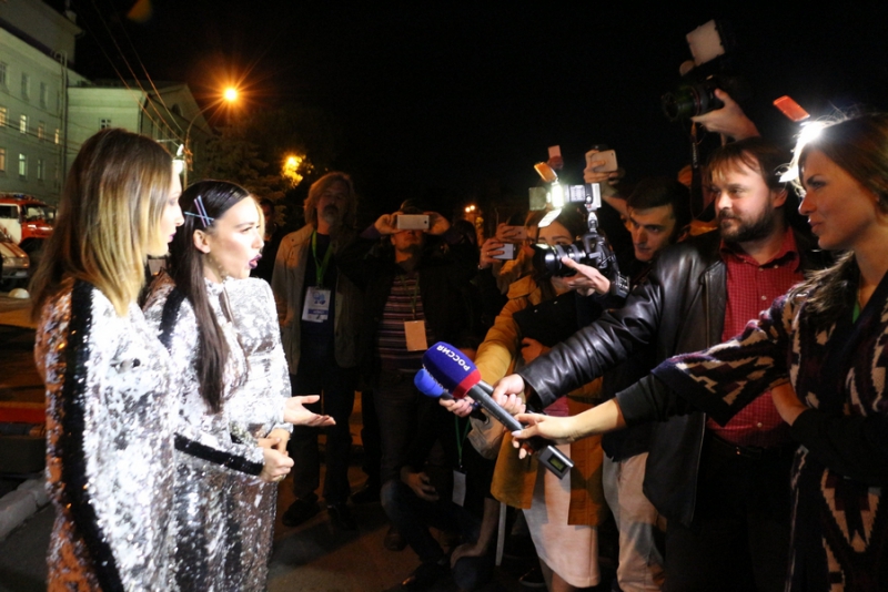 Фестиваль «Роза ветров» завершился праздничным салютом