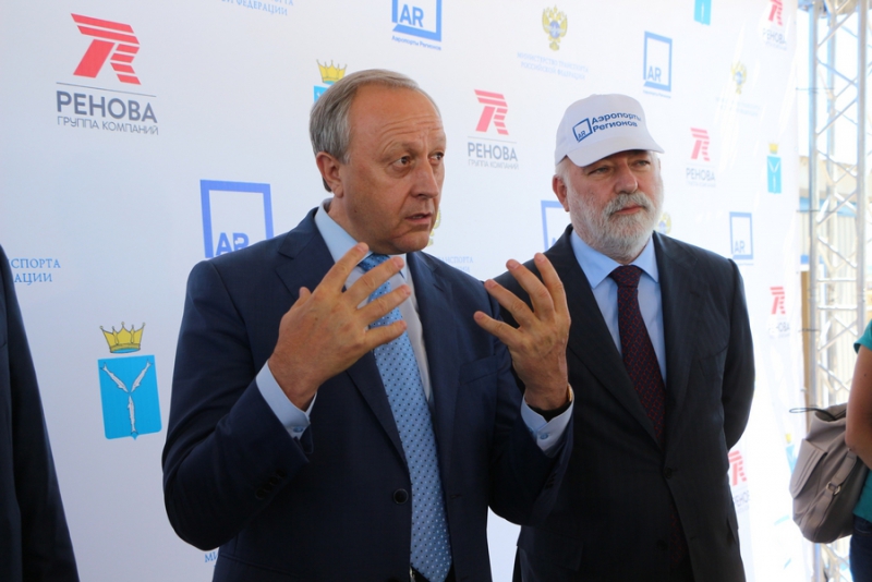 Строительство терминала аэропорта в Сабуровке началось с нажатия на кнопку и гудка