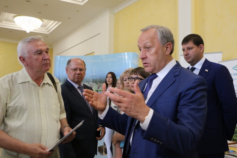Глава Саратовской области своим подчиненным: Мы на верном пути