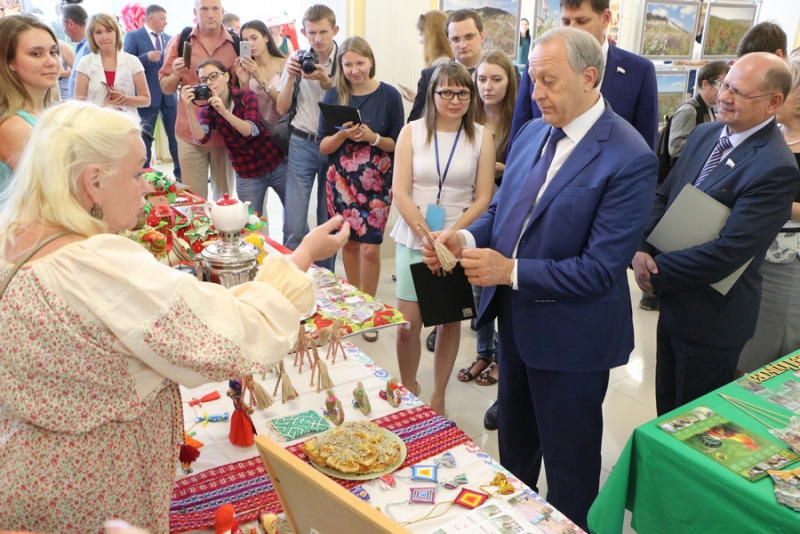 Глава Саратовской области своим подчиненным: Мы на верном пути