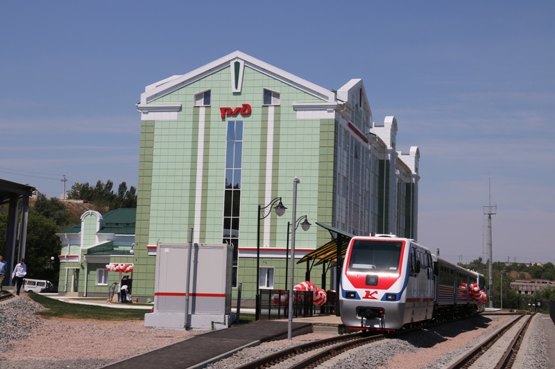 Школьники из Саратовской области посетили детскую железную дорогу в Волгограде