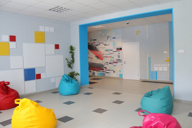 Школьники из Саратовской области посетили детскую железную дорогу в Волгограде