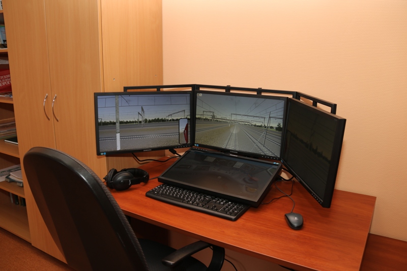 Школьники из Саратовской области посетили детскую железную дорогу в Волгограде