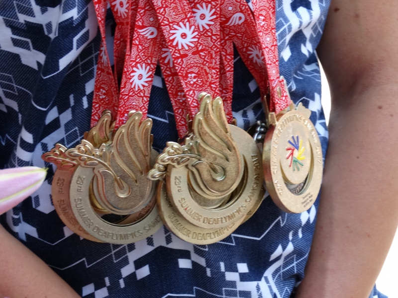 В саратовском аэропорту встретили чемпионов Сурдолимпиады