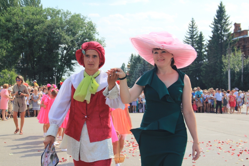 Прошел первый фестиваль «Аткарские розы»