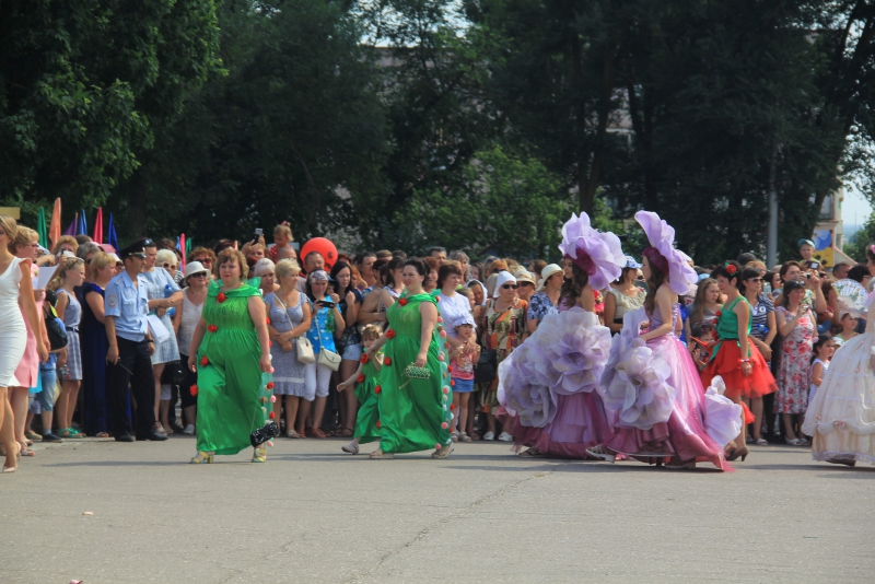 Прошел первый фестиваль «Аткарские розы»