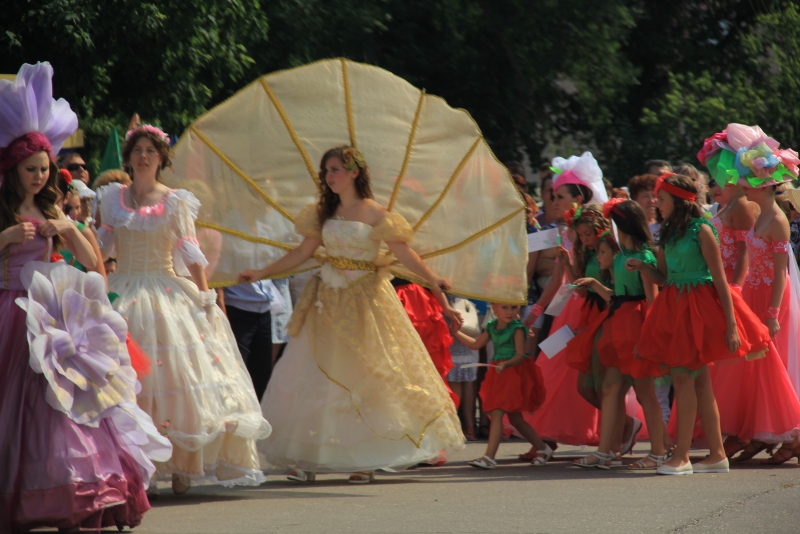 Прошел первый фестиваль «Аткарские розы»