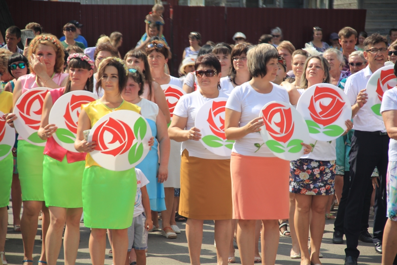 Прошел первый фестиваль «Аткарские розы»