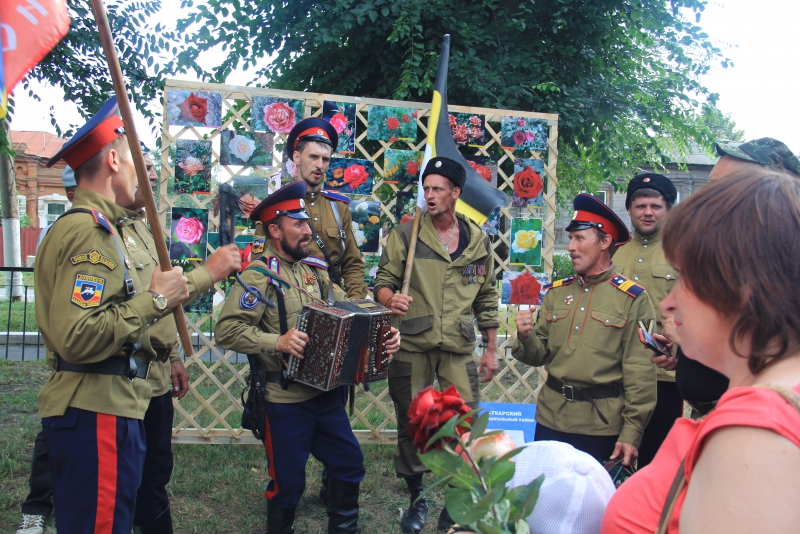 Прошел первый фестиваль «Аткарские розы»
