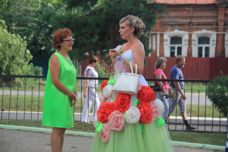 Прошел первый фестиваль «Аткарские розы»