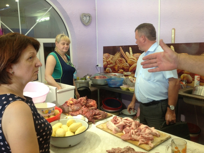 В придорожных кафе нашли мясо дикого кабана