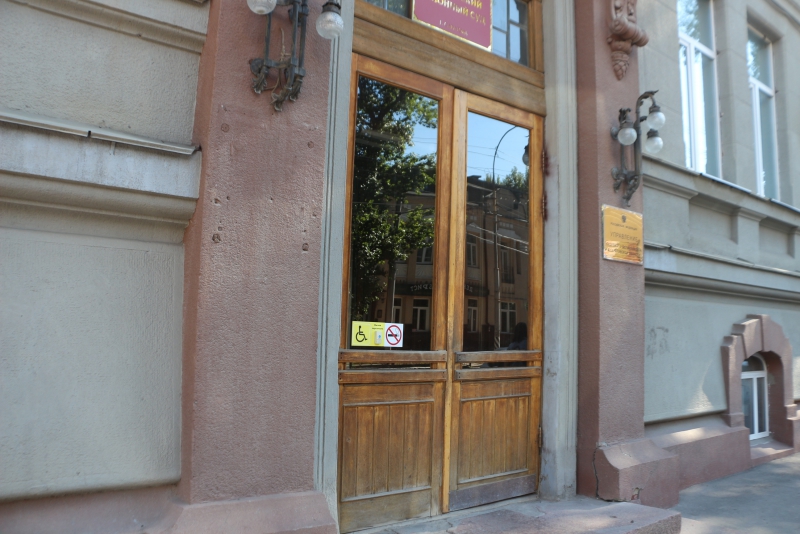 Экс-прокурору Чечину не разрешили взять в защитники супругу-общественницу