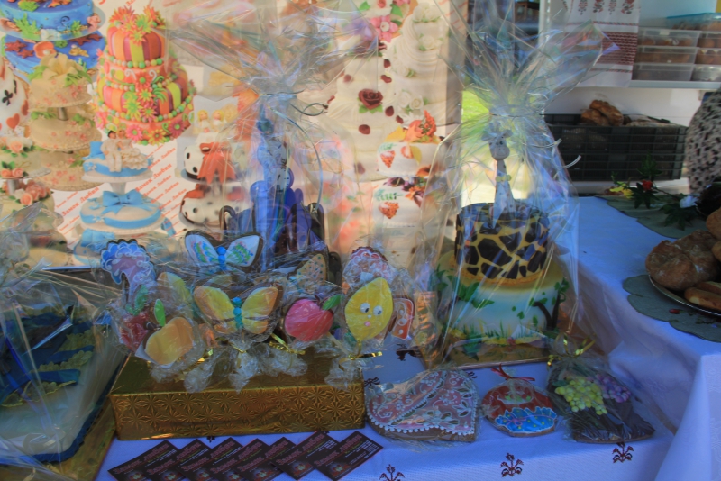 На хлебной пристани в Марксе выставили 350-килограммовый каравай