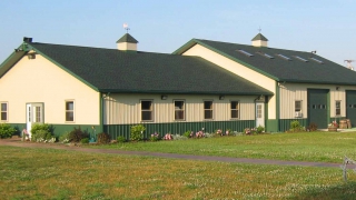 Полиция ищет подозреваемых в дерзком нападении на организацию Полиция ищет подозреваемых в дерзком нападении на организацию