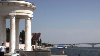 В Саратове собирают подписи в поддержку купания у Ротонды В Саратове собирают подписи в поддержку купания у Ротонды