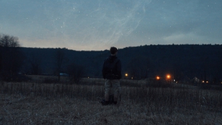Полицейские спасли заблудившуюся в полях многодетную семью Полицейские спасли заблудившуюся в полях многодетную семью