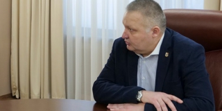 Борьба за школу. Ветеранов возмутили угрозы в адрес многодетной матери Борьба за школу. Ветеранов возмутили угрозы в адрес многодетной матери