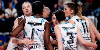 Волейболистки «Протона» смогли выиграть лишь одну партию в Москве Волейболистки «Протона» смогли выиграть лишь одну партию в Москве