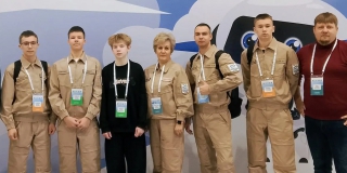 Саратовские школьники победили в турнире дроноводов в Калуге Саратовские школьники победили в турнире дроноводов в Калуге