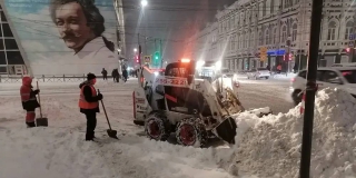 Ярмарку на Театральной площади отменили из-за приближающейся непогоды Ярмарку на Театральной площади отменили из-за приближающейся непогоды
