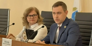 В Энгельсе выделят деньги на озеленение улиц и ремонт молодежного клуба В Энгельсе выделят деньги на озеленение улиц и ремонт молодежного клуба