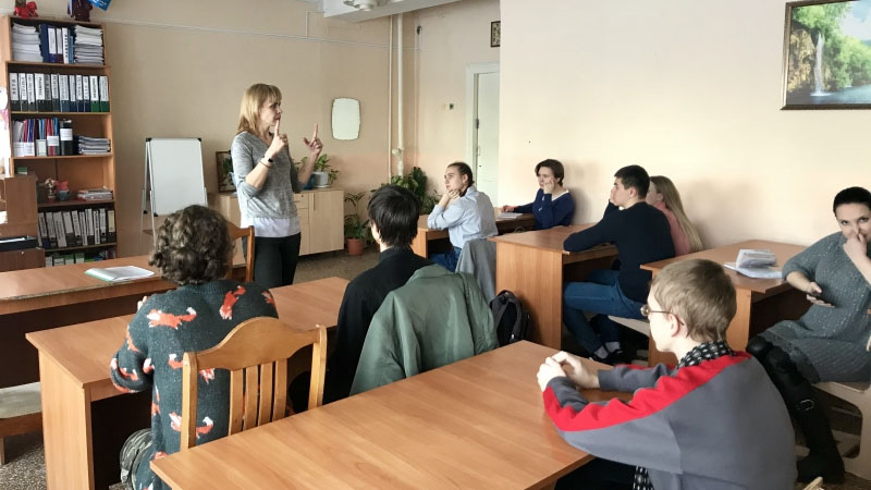 Саратовские школьники обсудили с диетологом здоровое питание и вегетарианство