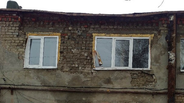 Жители Красного Кута боятся погибнуть под обломками собственного дома
