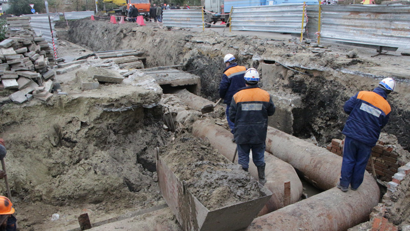 На общественном совете минтранса чиновникам сообщили о раскопах на только что отремонтированных дорогах