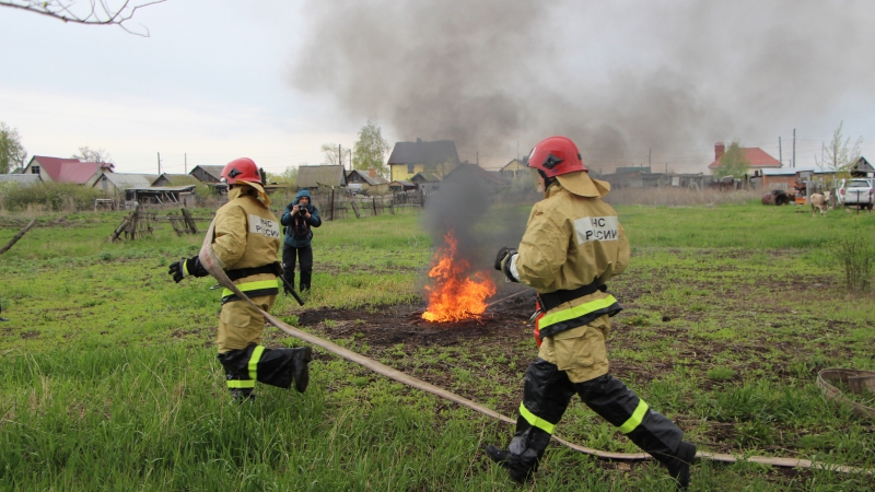 Возле села Горелый Гай пожар уничтожил 50 тонн сена