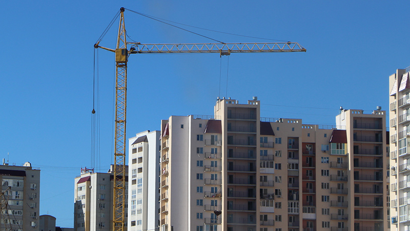 В Саратове хотят сделать рыночную стоимость жилья самой низкой в РФ