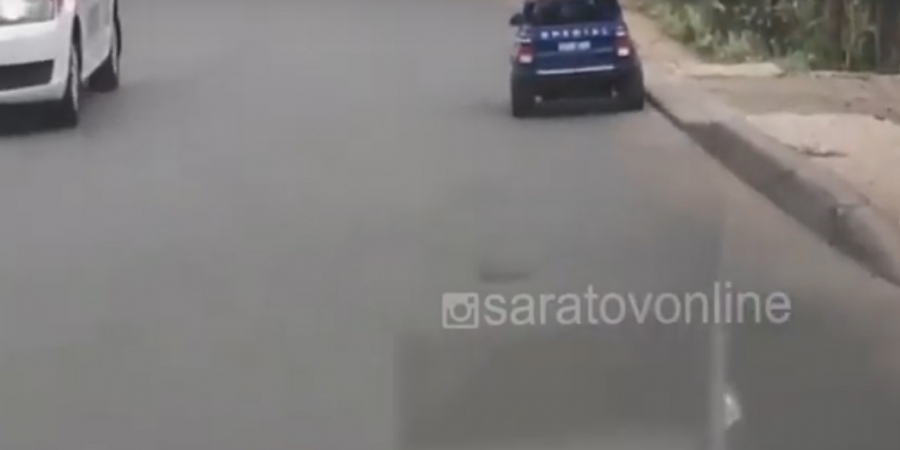 Полиция: Детским автомобилем на проезжей части Черниговской управлял дедушка