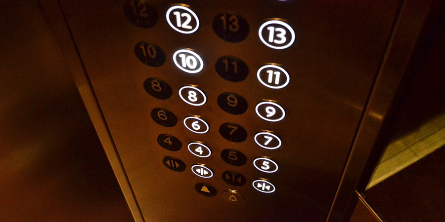Жителя Энгельса осудят за сексуальное насилие над женщинами в лифтах