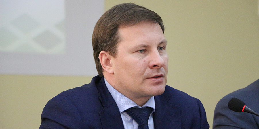 Вадим Ойкин сообщил сенаторам о позитивной динамике в финансах Саратовской области