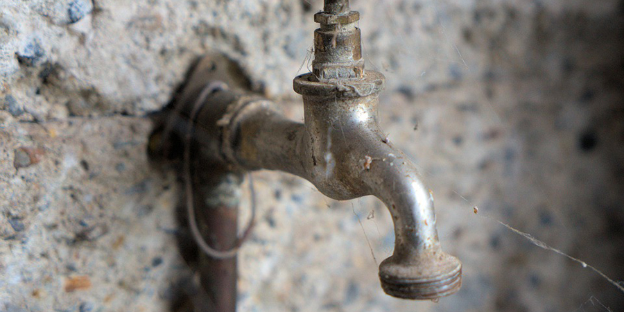 В Саратове жители трех районов остались до вечера без воды