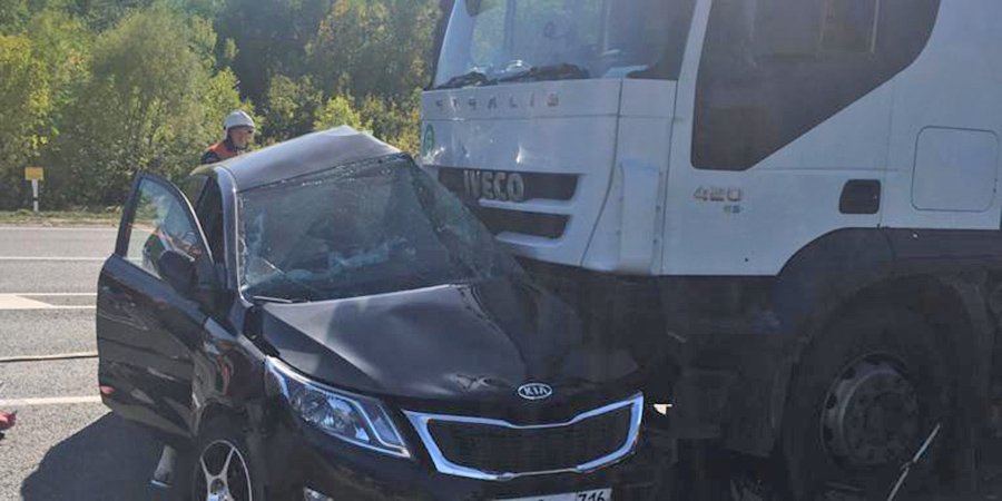 Двое жителей Татарстана погибли в ДТП с грузовиком под Балашовом