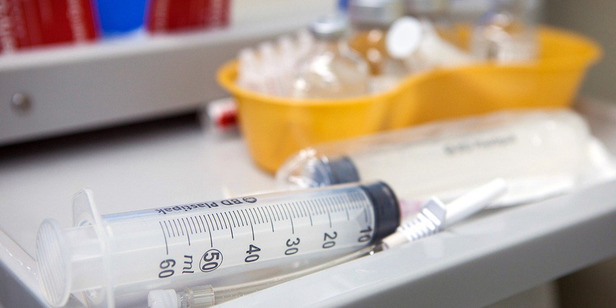 Массовая вакцинация саратовцев от коронавируса планируется в декабре