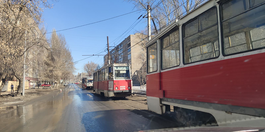  В Саратове массово встали трамваи и троллейбусы
