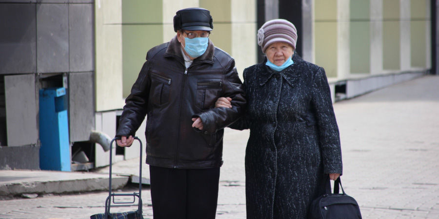 В Саратовской области продлен режим самоизоляции для работающих стариков
