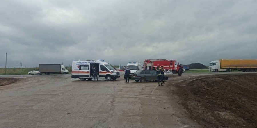 В результате столкновения «Приоры» и «УАЗа» пострадали 3 человека