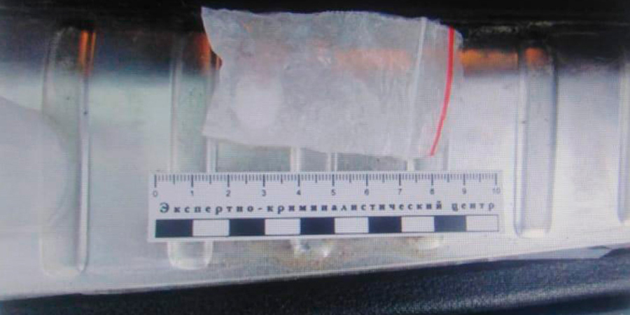 Балашовские полицейские нашли у водителя иномарки марихуану и амфетамины