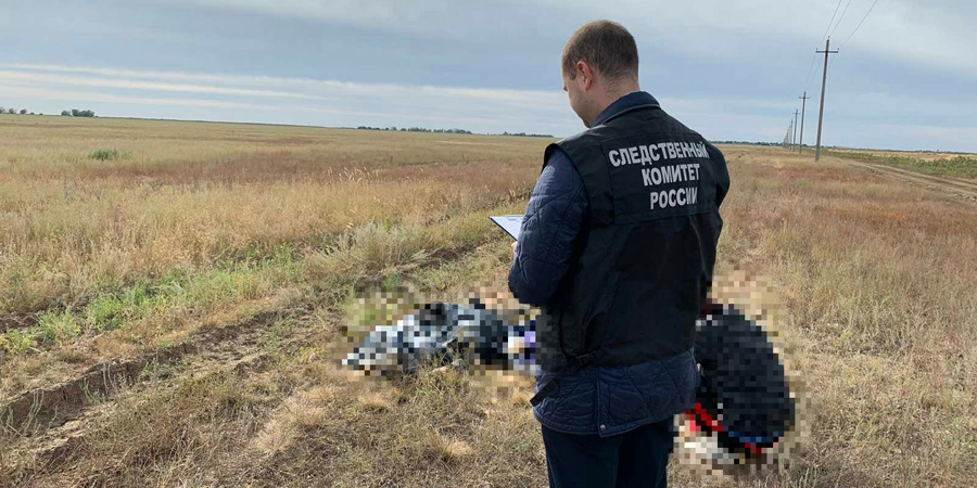 В поле на границе с Казахстаном нашли труп 40-летнего мужчины