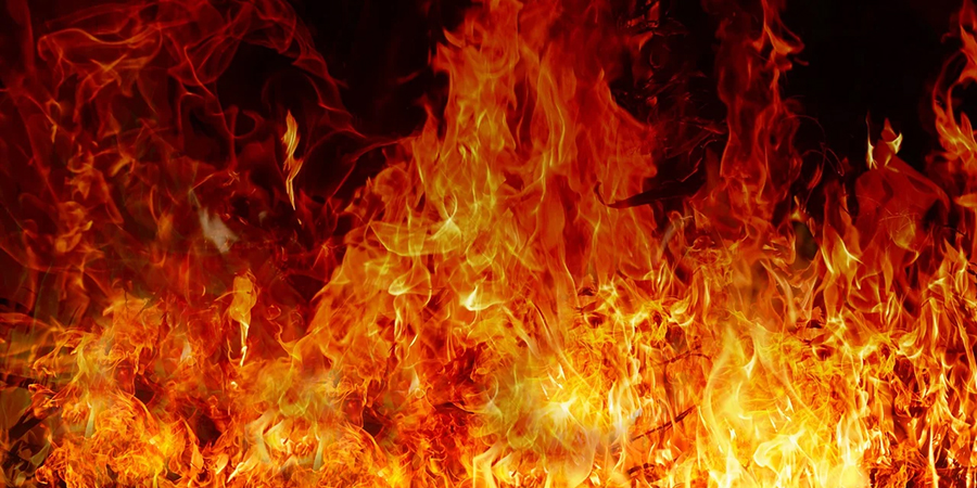 В Аткарском районе пенсионер погиб на пожаре из-за электроплитки