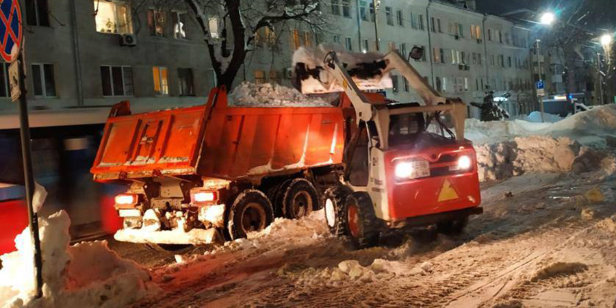 Для уборки снега в Саратове ограничат движение по двум улицам