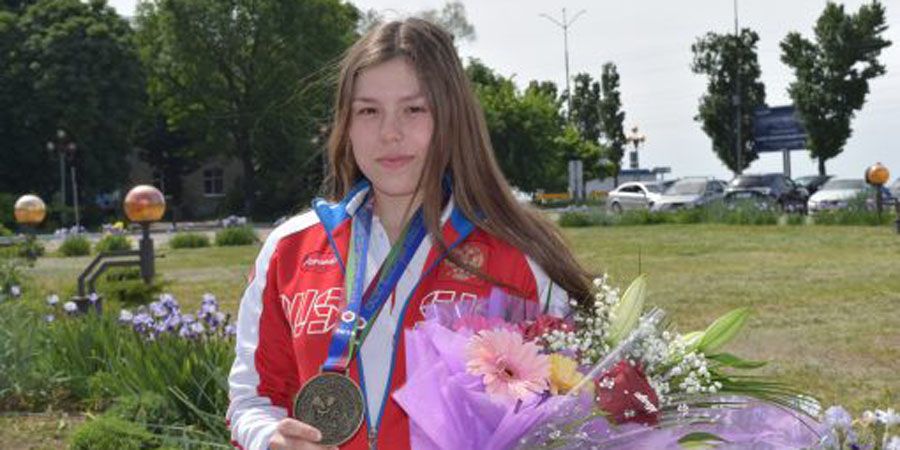 Саратовская спортсменка успешно дебютировала в профессиональном дзюдо