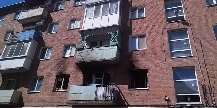 В Энгельсе жильцов 5-этажки эвакуировали из-за загоревшегося телефона