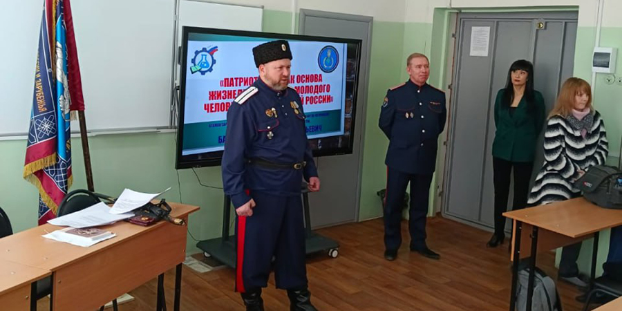 За самоотверженность в ходе СВО награждены 22 саратовских казака