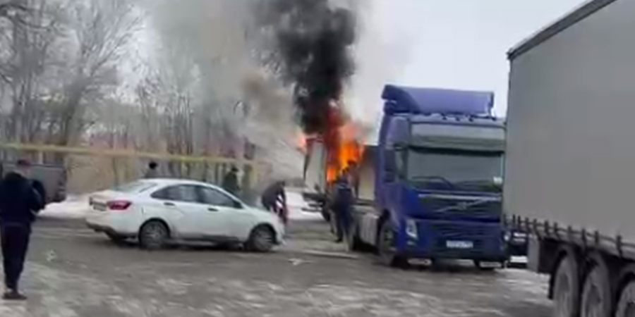 Возле автозаправки на ВСО горела грузовая «ГАЗель»